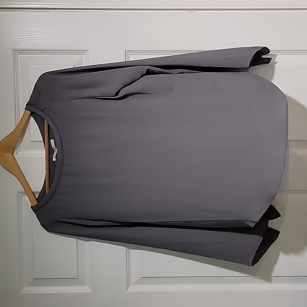 Gray Violet+Claire medium blouse